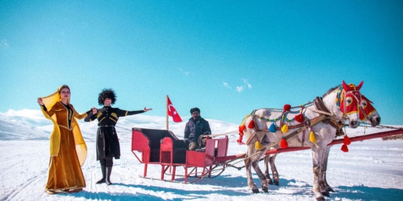 Yerli turistlerin seyahat harcaması 102,3 milyar lirayı aştı! İlk sırada yakın ziyaretleri yer aldı